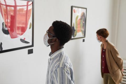Cette nouvelle approche promet d’estimer les risques d'exposition au COVID-19 dans différents environnements intérieurs et selon différentes variables (Visuel Adobe Stock 384792845) Cette nouvelle approche promet d’estimer les risques d'exposition au COVID-19 dans différents environnements intérieurs et selon différentes variables (Visuel Adobe Stock 384792845)